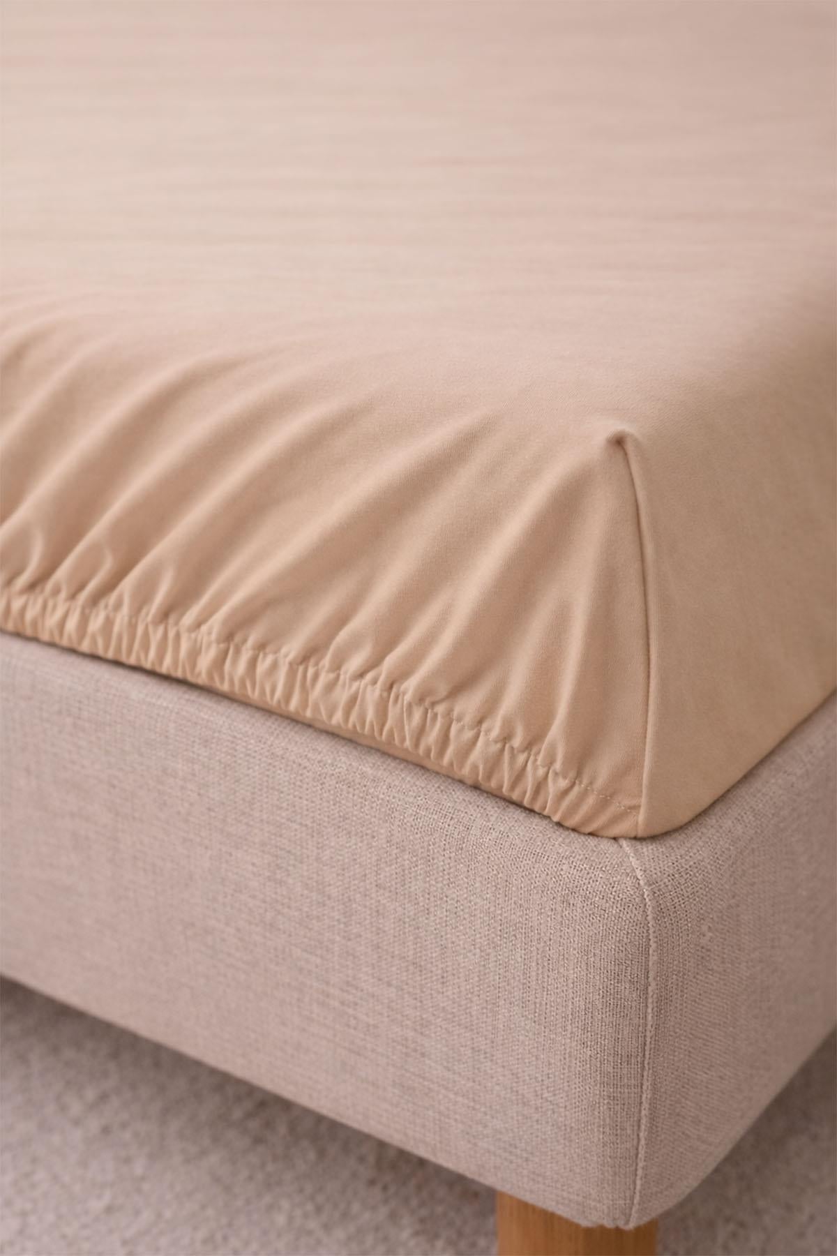 Basic Cotton Satin Super King Size Full Fitted Sheet (200 x 200 cm)