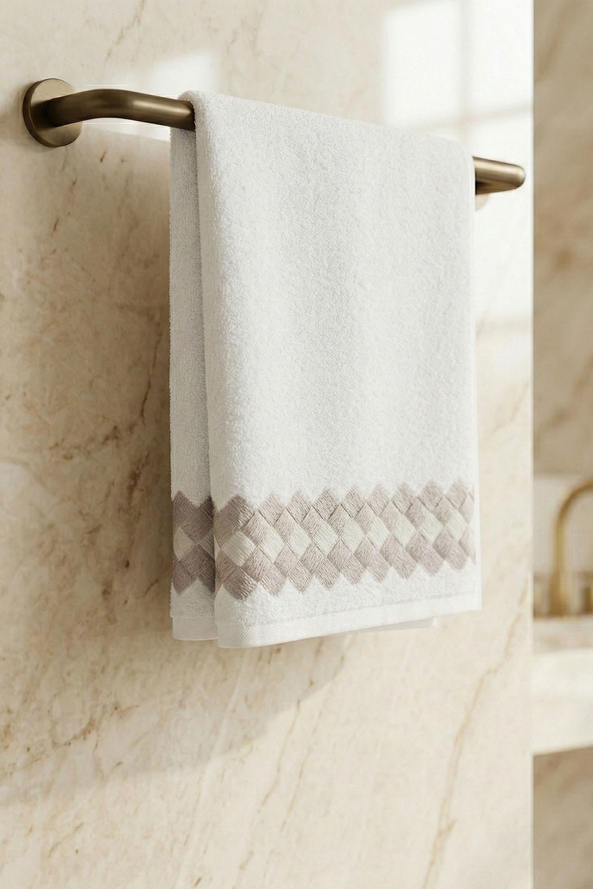 Benita Herringbone Embroidered Hand Towel (30 x 50 cm)