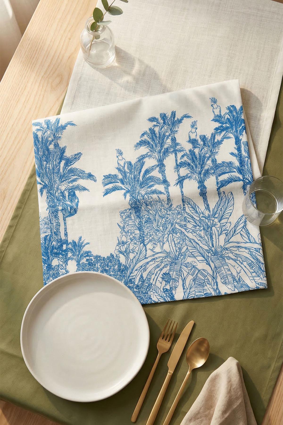 Stain-Resistant Botanic Pattern Runner (40 x 140 cm)