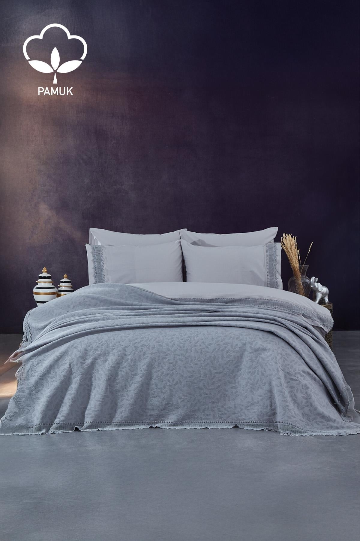 Cadiz Lace Double 7 Piece Duvet Cover + Blanket Set