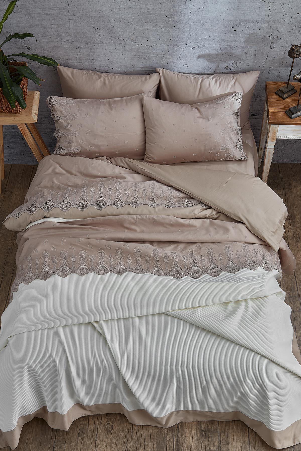 Emma Dantelli Süper King Size 7 Parça Nevresim + Pike Set - Nazik Home - Yuvama Değer!