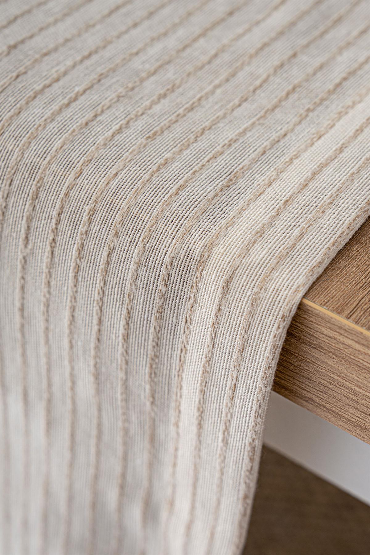 لوريس مفرش طاولة رانر خالي من البقع ولا يحتاج للتنظيف (40 × 140 سم)
