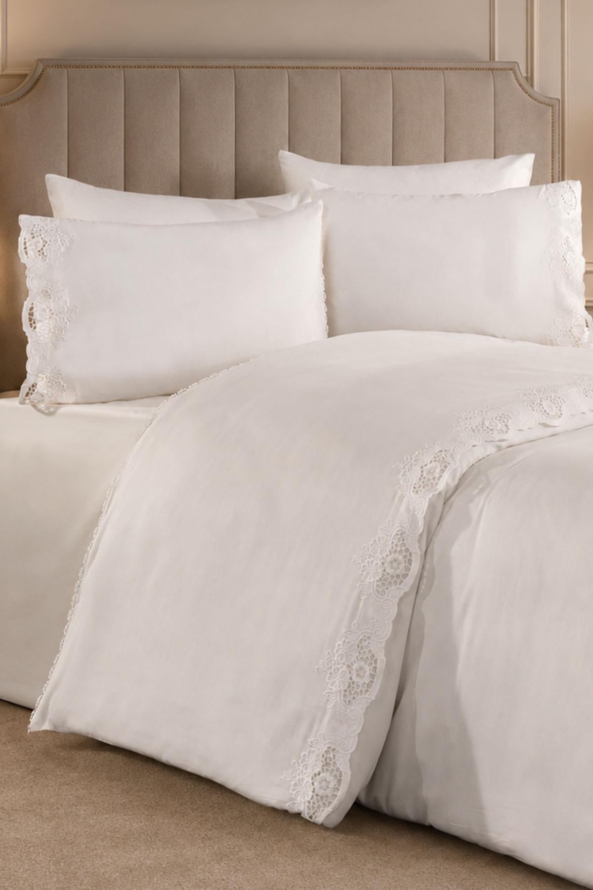 Puerta Floral Embroidered Cotton Satin Double 6-Piece Duvet Cover Set